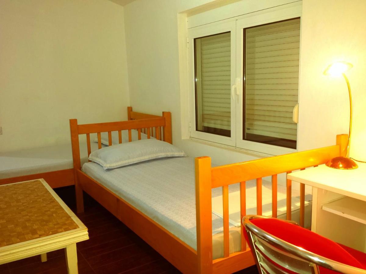 Hoxha Rooms Ulcinj Bilik gambar