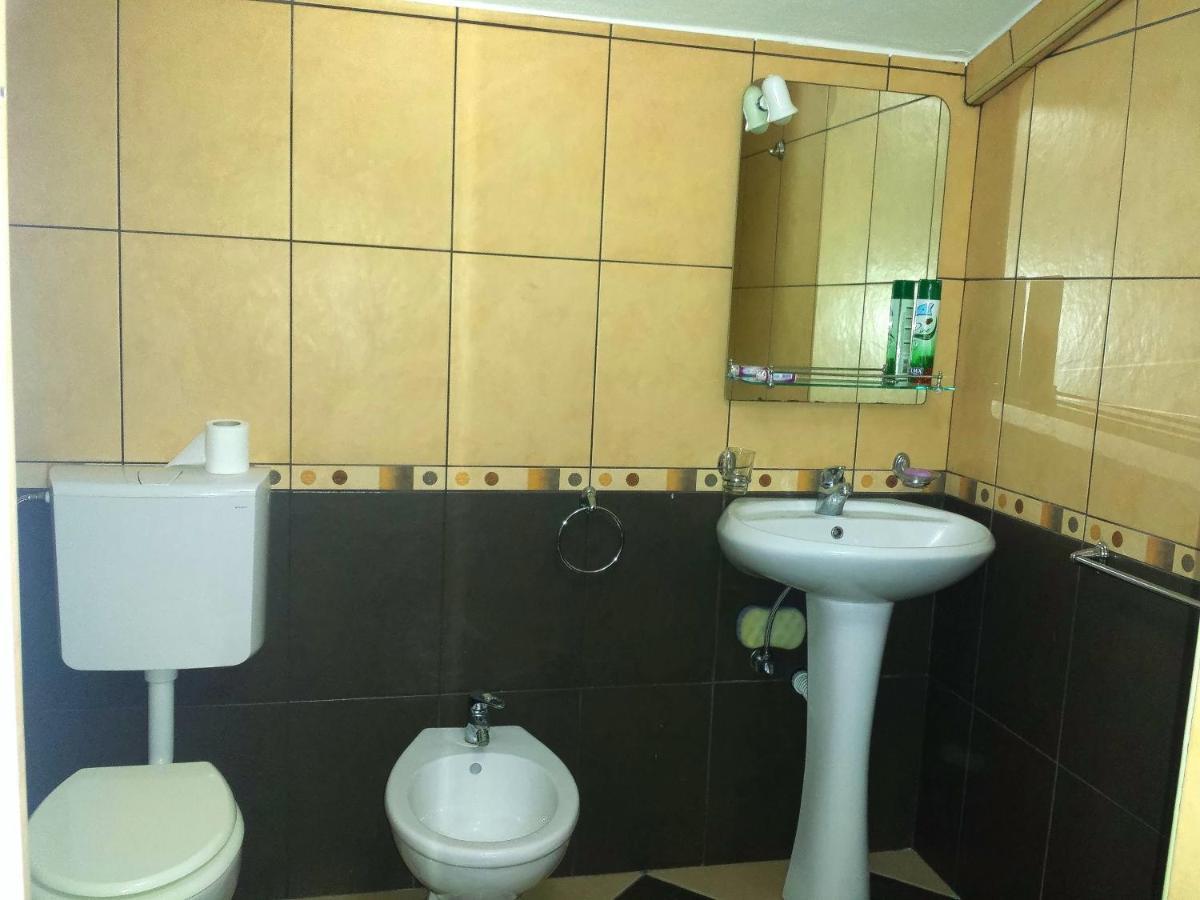 Hoxha Rooms Ulcinj Bilik gambar