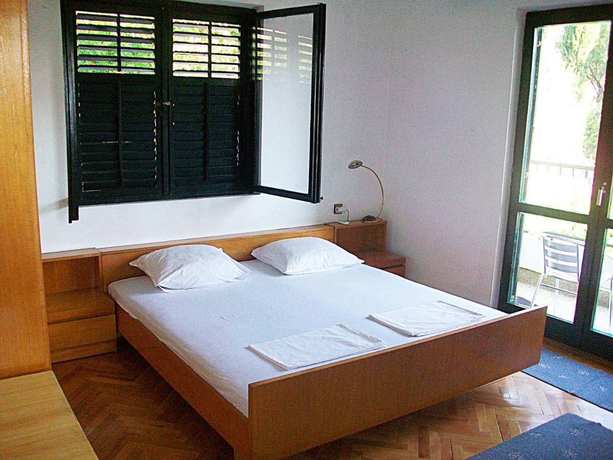 Hoxha Rooms Ulcinj Bilik gambar