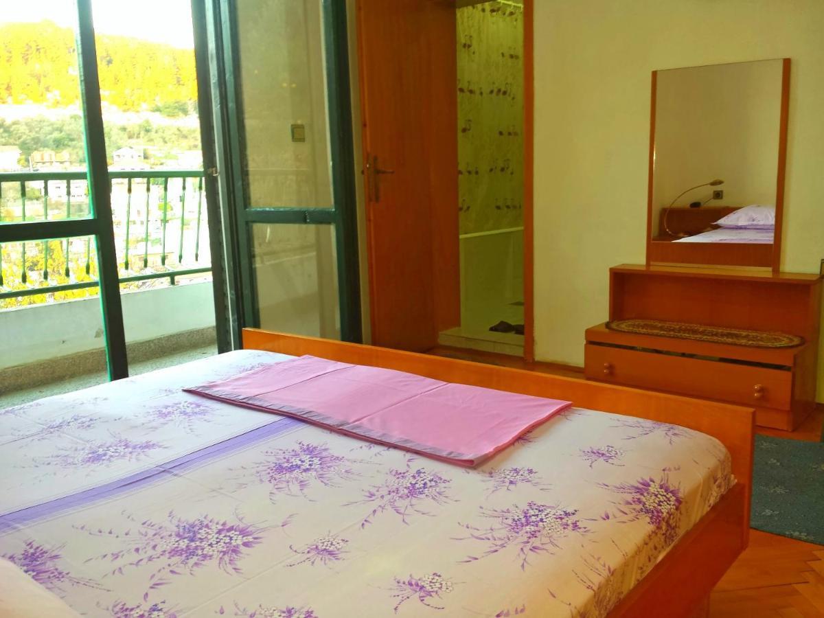 Hoxha Rooms Ulcinj Bilik gambar