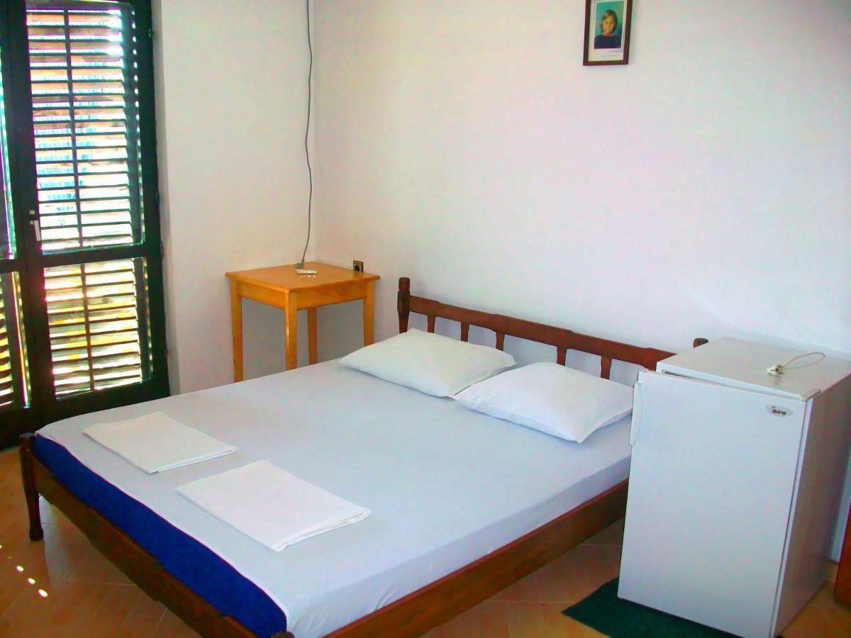 Hoxha Rooms Ulcinj Bilik gambar